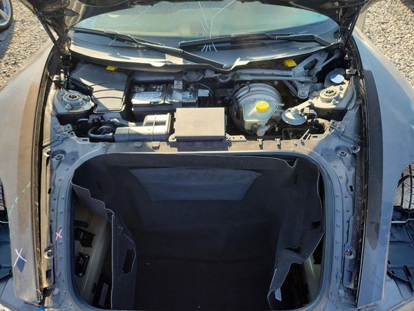 2013 PORSCHE BOXSTER — Engine bay