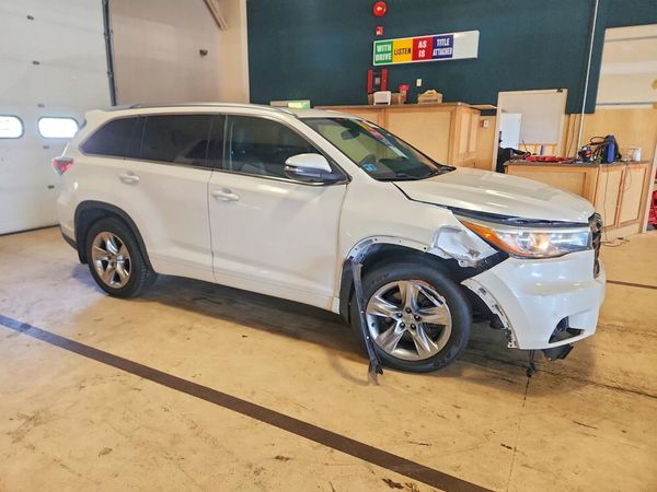 2015 TOYOTA HIGHLANDER Base/Hybrid — Passenger 3/4