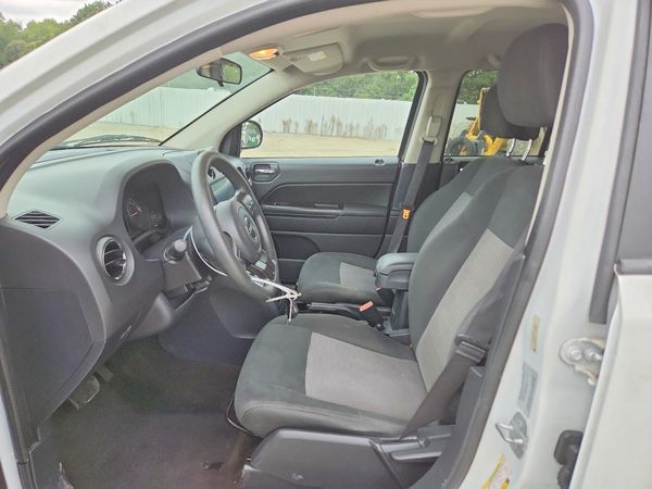 2015 JEEP COMPASS Sport — DENT