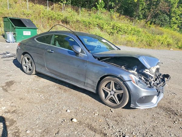 2017 MERCEDES-BENZ C — Passenger 3/4