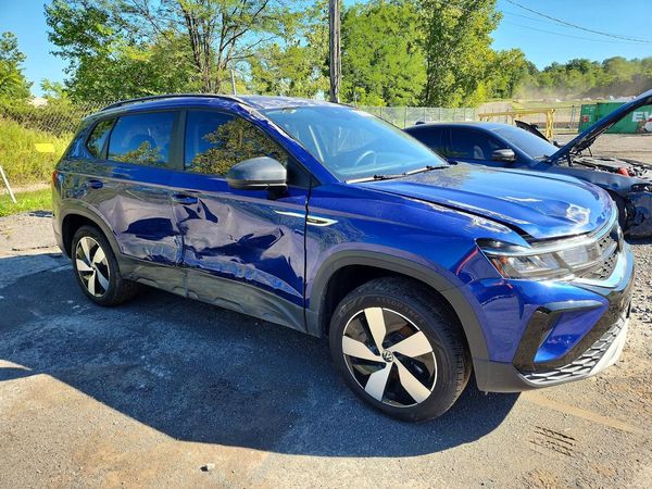 2024 VOLKSWAGEN TAOS 4Motion S