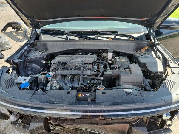 2025 HYUNDAI KONA — Engine bay