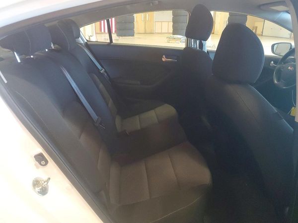 2017 KIA FORTE LX Base