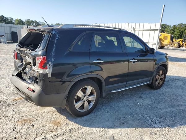2013 KIA SORENTO