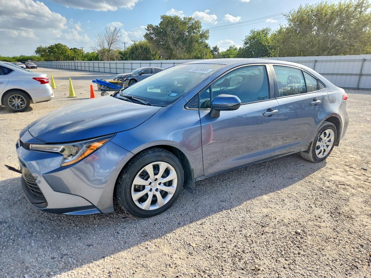 2025 TOYOTA COROLLA — Front 3/4