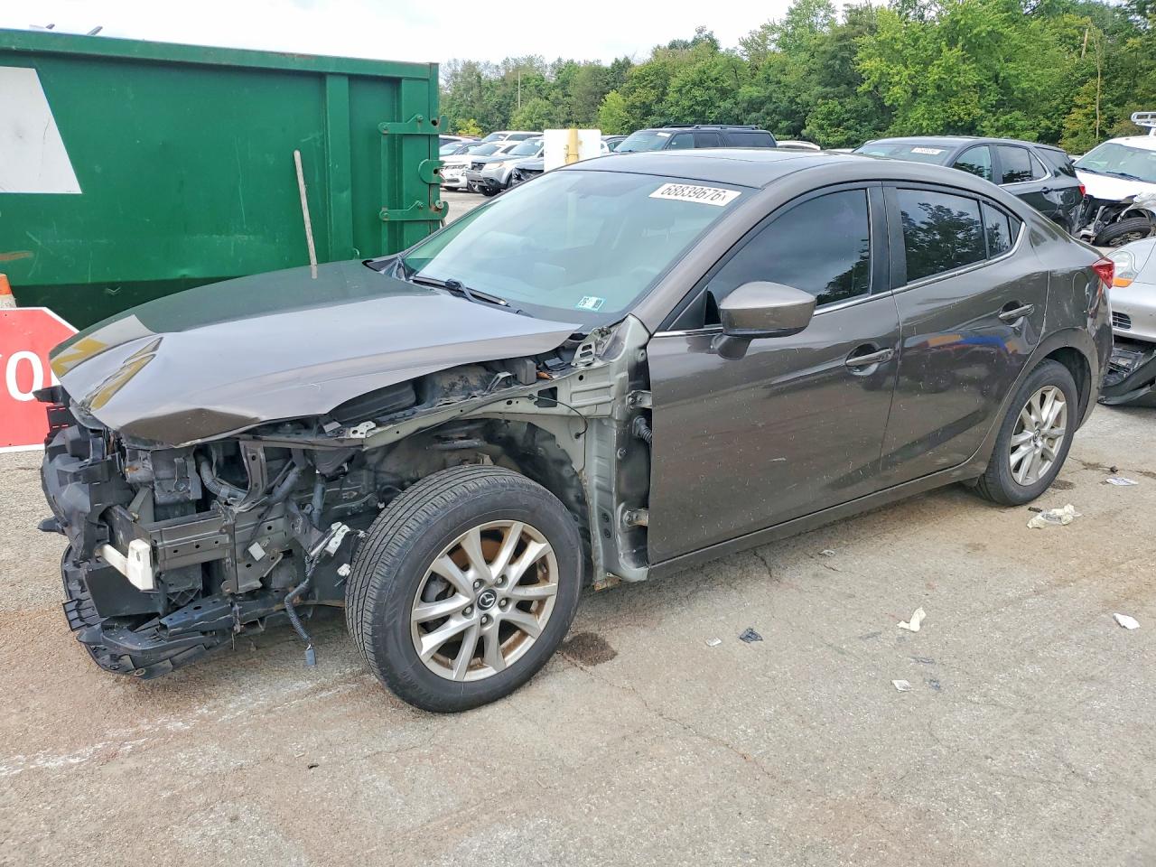 2016 MAZDA 3 — Front 3/4