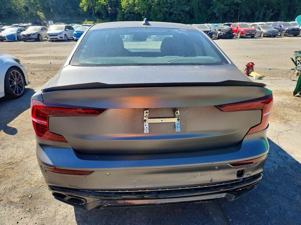 2021 VOLVO S60 R-Design — DIRR