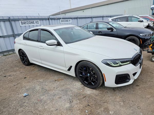 2022 BMW 540 xDrive — Passenger 3/4