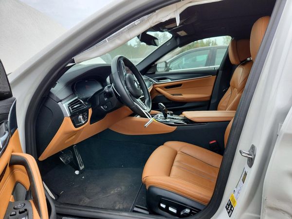 2022 BMW 540 xDrive — DENT