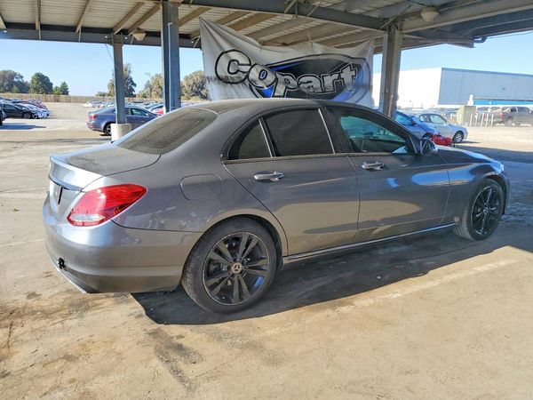 2017 MERCEDES-BENZ C C300