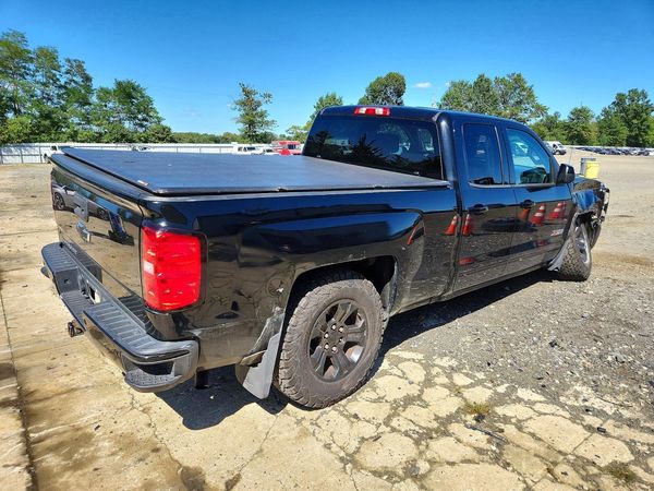 2017 CHEVROLET SILVERADO LT — PSRA
