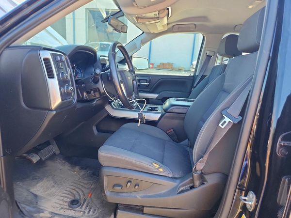 2017 CHEVROLET SILVERADO LT — DENT