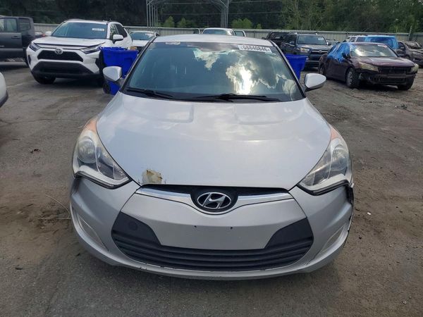 2017 HYUNDAI VELOSTER