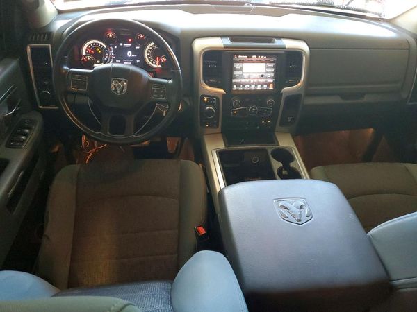 2014 RAM 1500 SLT