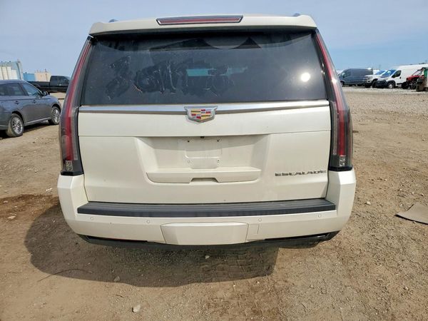 2015 CADILLAC ESCALADE Premium