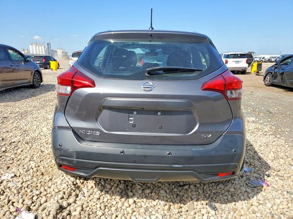 2020 NISSAN KICKS
