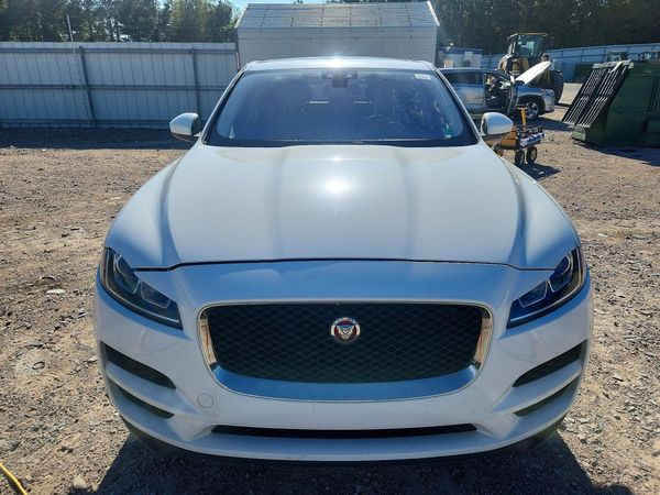 2018 JAGUAR F-PACE Premium