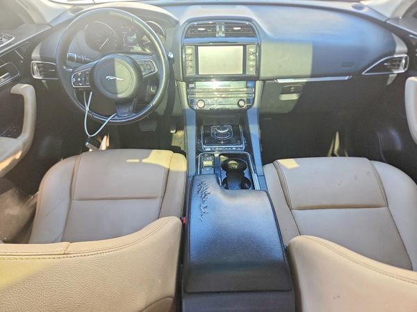 2018 JAGUAR F-PACE Premium