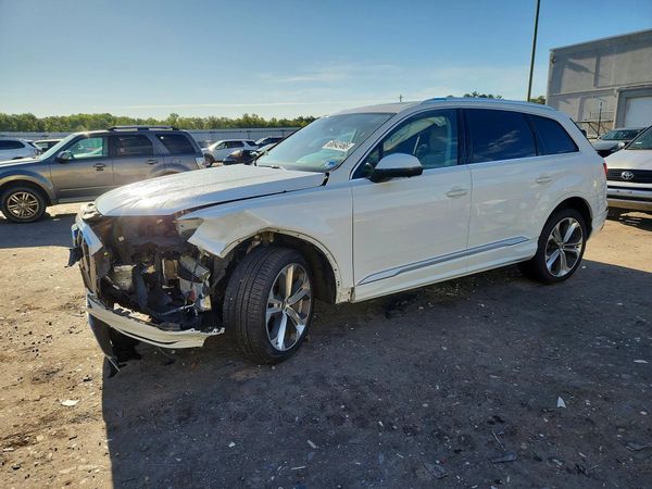 2021 AUDI Q7