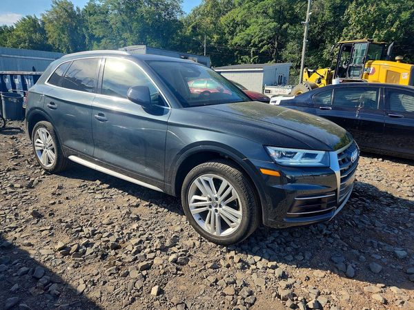 2018 AUDI Q5 quattro Premium Plus
