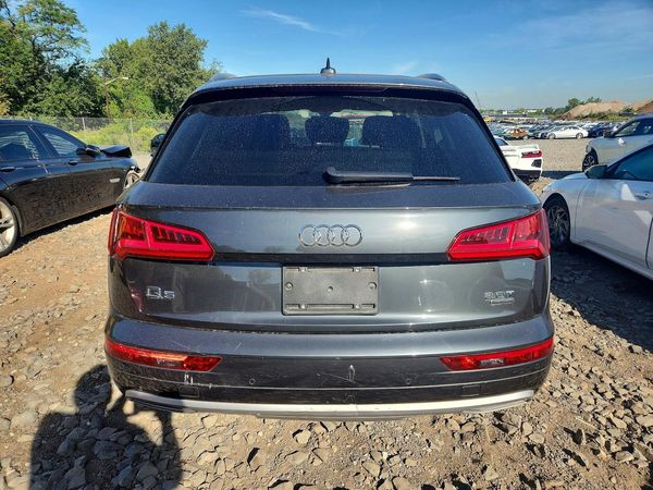 2018 AUDI Q5 quattro Premium Plus