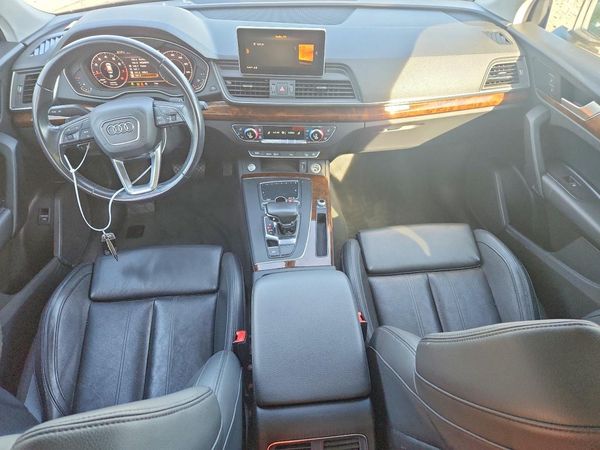 2018 AUDI Q5 quattro Premium Plus