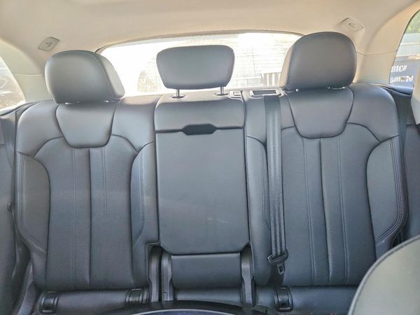 2018 AUDI Q5 quattro Premium Plus