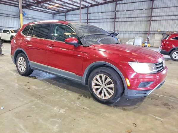 2018 VOLKSWAGEN TIGUAN SE, SEL