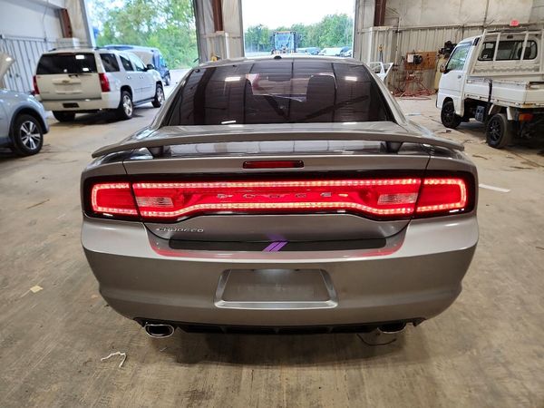 2013 DODGE CHARGER SE