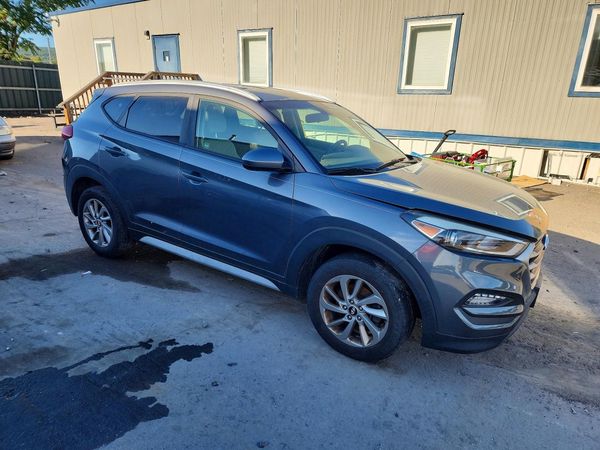 2017 HYUNDAI TUCSON — Passenger 3/4