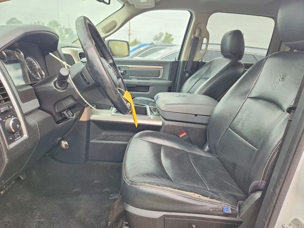 2014 RAM 1500 SLT — DENT