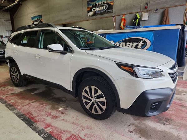 2021 SUBARU OUTBACK — Passenger 3/4