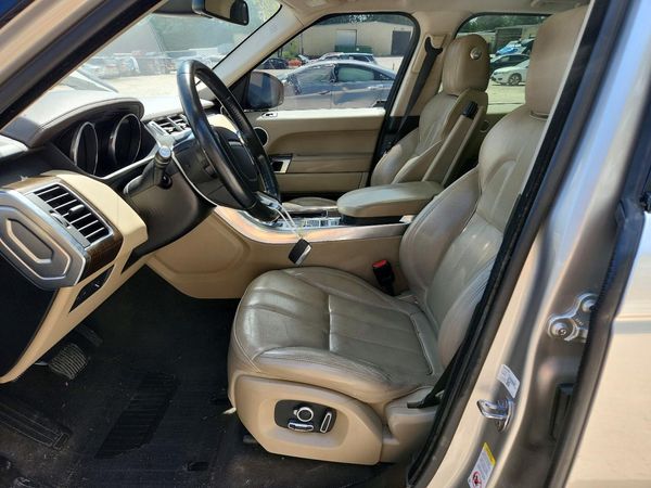 2016 LAND ROVER RANGEROVER HSE — DENT