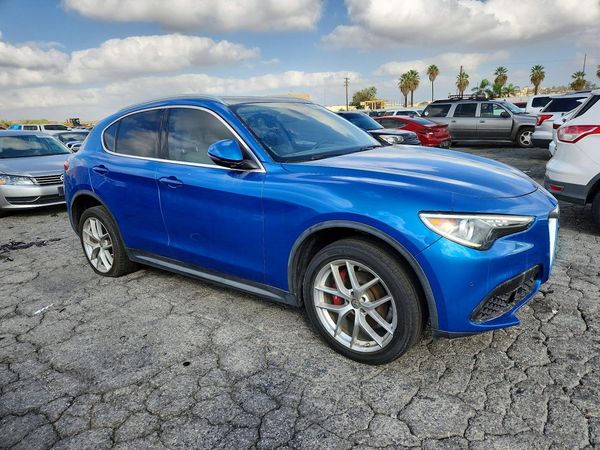 2019 ALFA ROMEO STELVIO RWD — Passenger 3/4