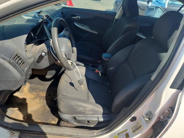 2012 TOYOTA COROLLA