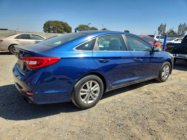 2017 HYUNDAI SONATA SE, Eco
