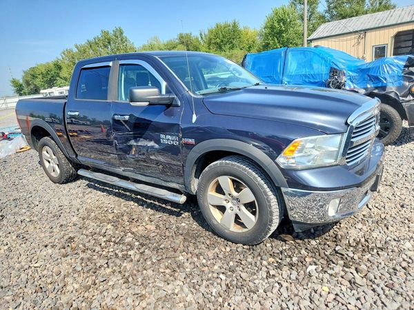 2013 RAM 1500 — Passenger 3/4