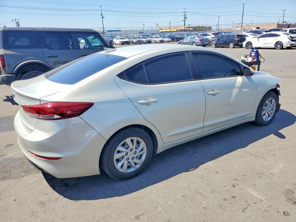 2017 HYUNDAI ELANTRA SE Base