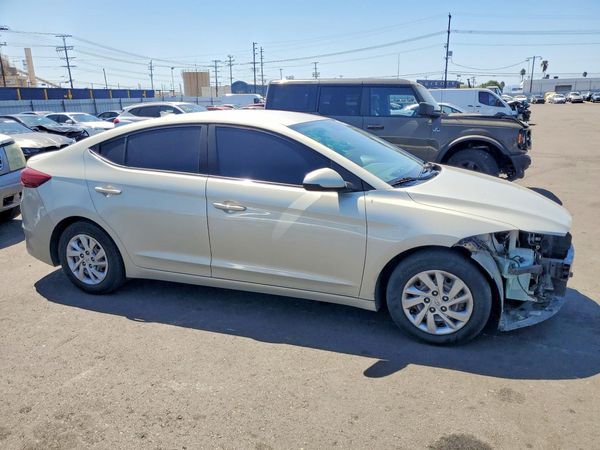 2017 HYUNDAI ELANTRA SE Base