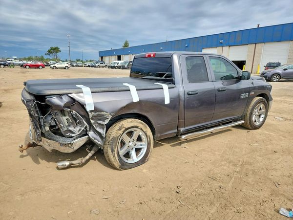 2017 RAM 1500 ST