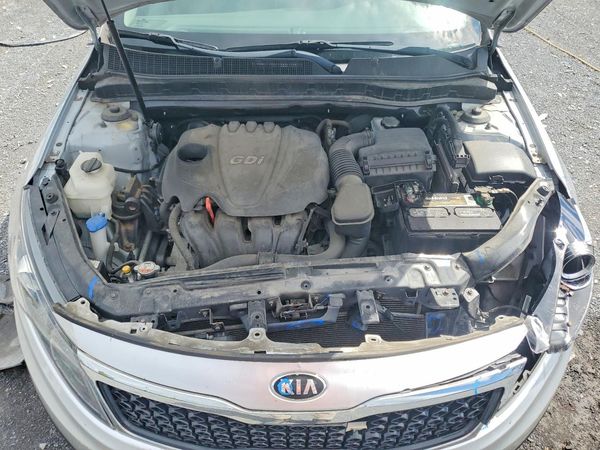 2013 KIA OPTIMA — Engine bay