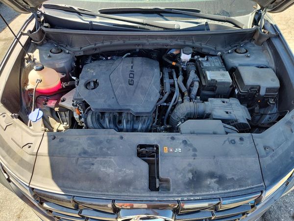 2024 HYUNDAI TUCSON SEL — Engine bay
