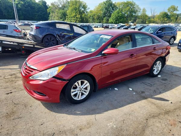 2012 HYUNDAI SONATA