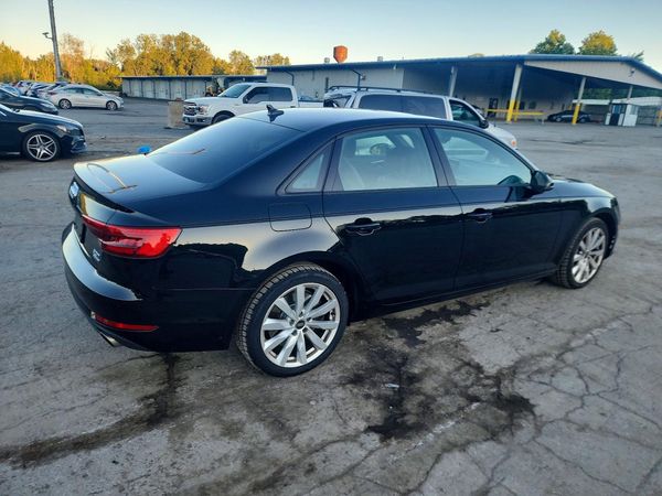 2017 AUDI A4 quattro Premium