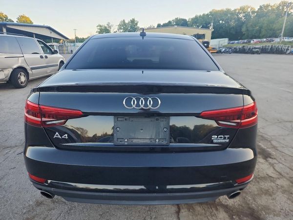 2017 AUDI A4 quattro Premium