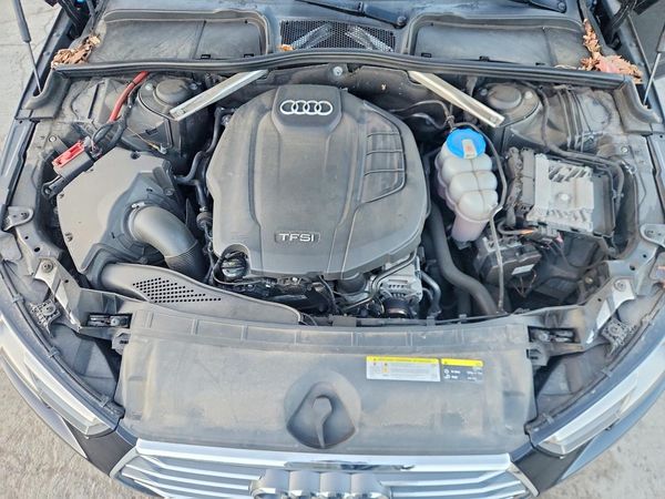 2017 AUDI A4 quattro Premium