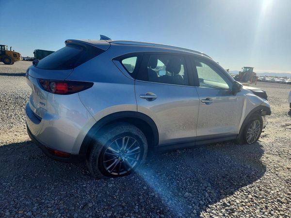 2017 MAZDA CX-5 Sport