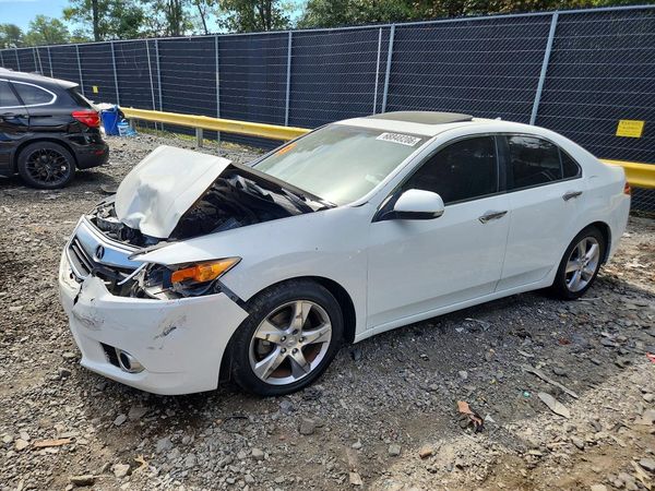 2014 ACURA TSX Tech — Front 3/4