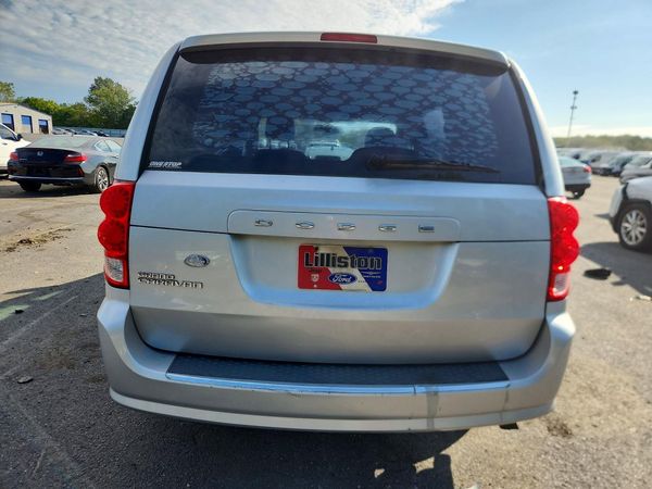 2012 DODGE GRAND CARAVAN SE