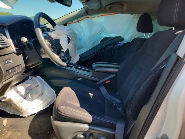 2020 NISSAN MURANO SV — DENT